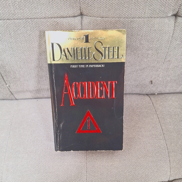 NOVEL - Picture 1 of 1